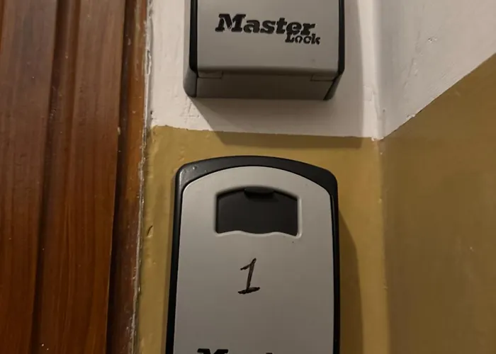 Гостьовий будинок Seaside Quiet Bedroom 3*